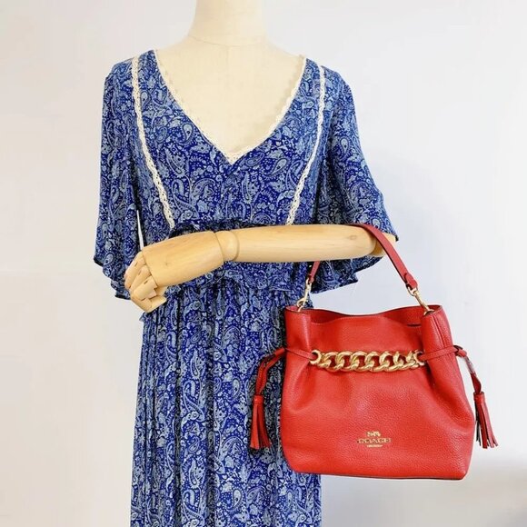 Coach CE555 Andy Crossbody In Gold/Red Apple - Picture 1 of 9